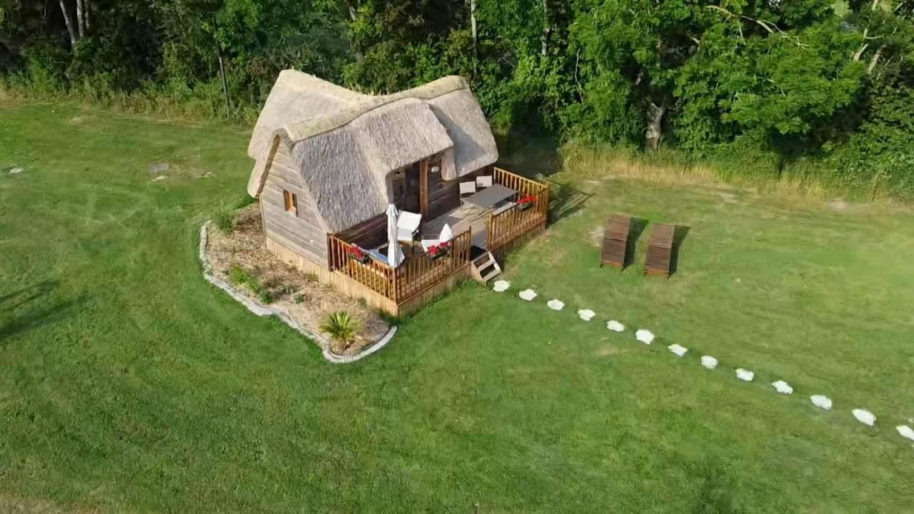 Les Mini-Chaumieres Villa Saint-Martin-Saint-Firmin Eksteriør bilde